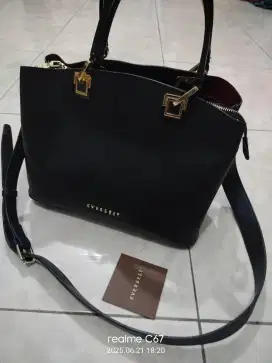 Di jual Tas EVERBEST second