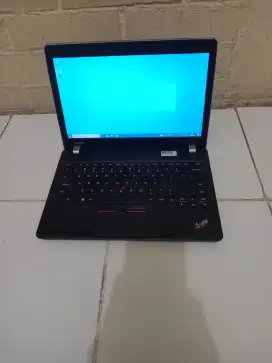 Lenovo E330 core i5 normal