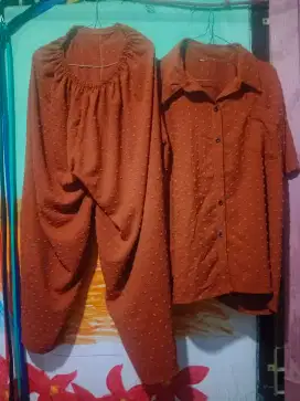 Prelove baju atasan & celana wanita