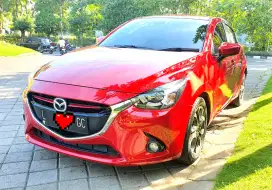 Unit ISTIMEWA Mazda 2 GT R 2015/2016 Merah Matic KIM Kenjeran