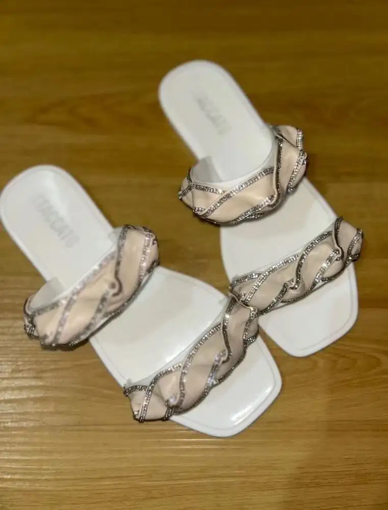 Stacatto ~ Woman Flat Sandals White Colour GL323-005 (Original)