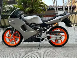 Ninja rr tahun 2011 full modifikasi