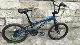 Sepeda BMX wimcycle ukuran 20 bahan alluminium