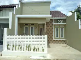 Dijual rumah siap huni Dp 0% lokasi 10 menit ke stasiun depok