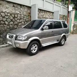 Isuzu Grand touring 2003 Diesel