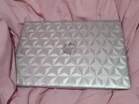 Laptop hp 14s cm009au