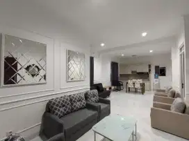 Rumah cantik murah satu lantai siap huni di metland Transyogi