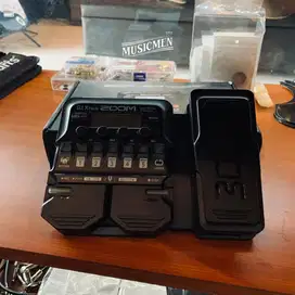 ZOOM G1X FOUR GUITAR EFFECTS
