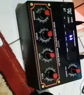 Mixer mini 2 Chanel + adaptor 12v