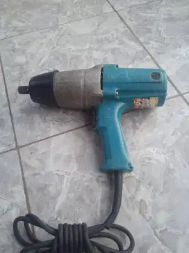 Impact makita 6906