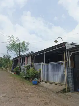 Belakang Terminal Gunungpati ada City Inggil Residence dekat Ngrembel