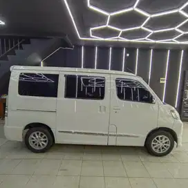 Daihatsu Luxio 2015 Bensin
