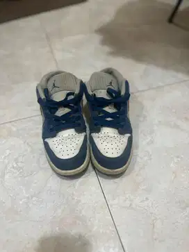 SEPATU - AIR JORDAN 1 LOW SE 'MESSY ROOM' DR6960-400,38-39