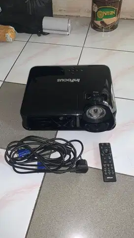 Infocus 124ST HDMI/VGA projector