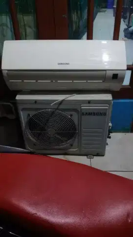 Saya jual ac 1/2 pk siap pasang