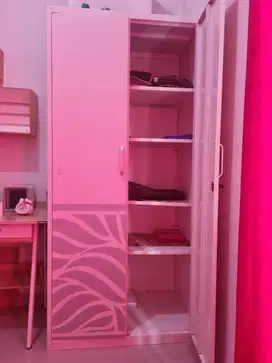 LEMARI BAJU BESI INFORMA