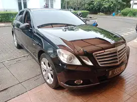 Mercedes Benz E200CGI 2010 Hitam