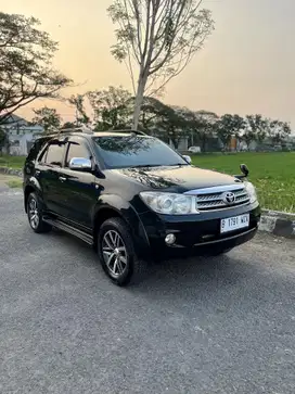 Fortuner diesel matic 2010