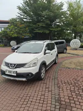 Jual Livina x gear 2014 2 baris