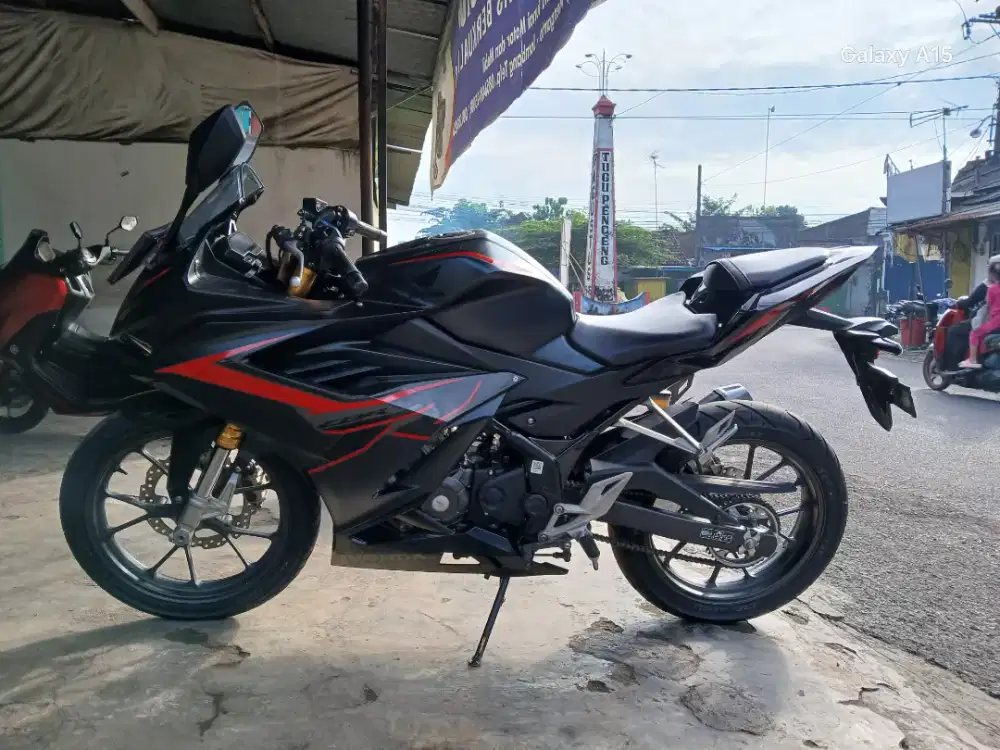 Cbr th 2022 plat jombang