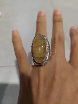 Batu cincin pandan nanas