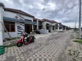 Jual Cepat rumah Minimalis Dekat Al Azhar Solo Baru 650jt
