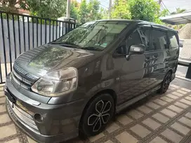 Nissan Serena 2012 Bensin