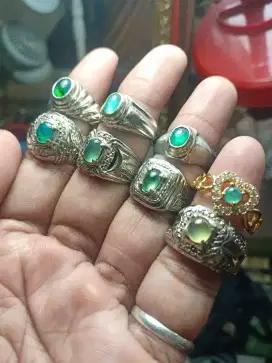 bacan minion kantoran murmer