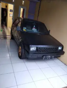 Daihatsu Charade Kotak