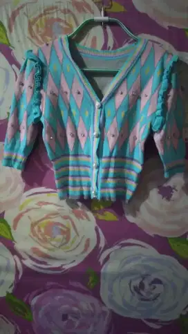 Preloved outer lucu