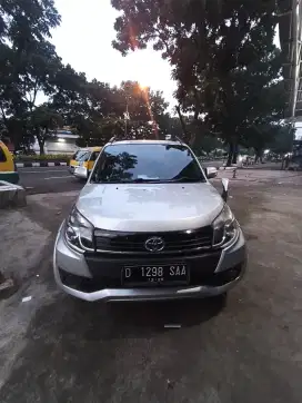Toyota rush G matic 2016