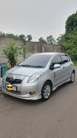 Bismillah Dijual Toyota Yaris 1.5
TAHUN 2006 (TIPE S)