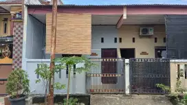 Di kontrakan rumah minimalis di Bekasi