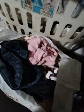Baju baju dan celana pendek panjang anak remaja