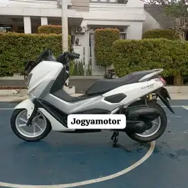Yamaha nmax tahun 2018 cash & credit