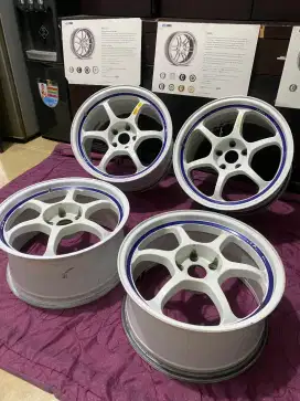 Advan rg1 ring 18