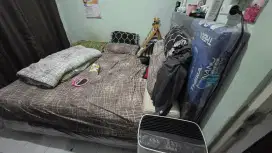 Dijual Cepat dan borong. Barang bekas layak pakai