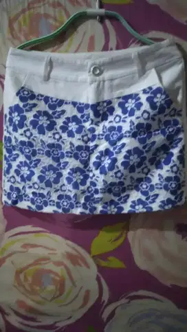 Preloved Rok Celana