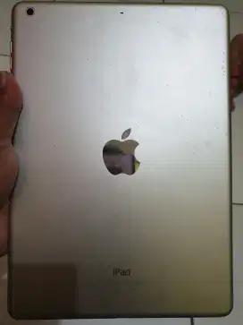 Ipad air 1 inter 64GB wifi only