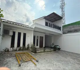 Disewakan Rumah Semi Furnish