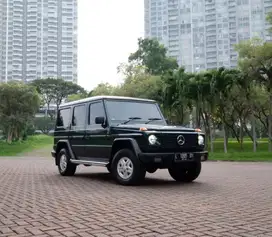 SUPER RARE Low Km & Cat & Interior FULL ORI | G 300 Mercedes Benz