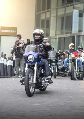 Harley Dyna Superglide Full Paper