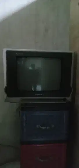 Di jual tv jadul Advan