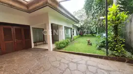 Dekat Hero Kemang Rumah Sewa Dengan Kolam Renang Di Kemang