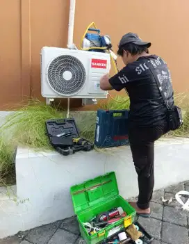 Service AC, perbaikan AC, pasang AC