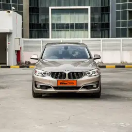 BMW 320i GT ( F30 ) 2.0 A/T 2014 PANORAMIC SUNROOF