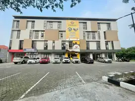 Sewa ruko Easton 4 lantai new gres strategis Raya merr ir soekarno