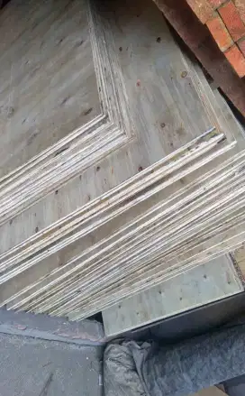 Jual triplek bekas 9mm ukuran 120x240 utuh