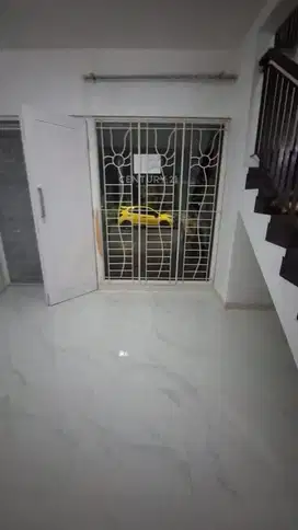 RUMAH 2 LANTAI DI PERUMAHAN RAFFLES HILLS CIBUBUR