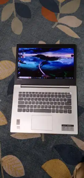 Lenovo Ideapad 330